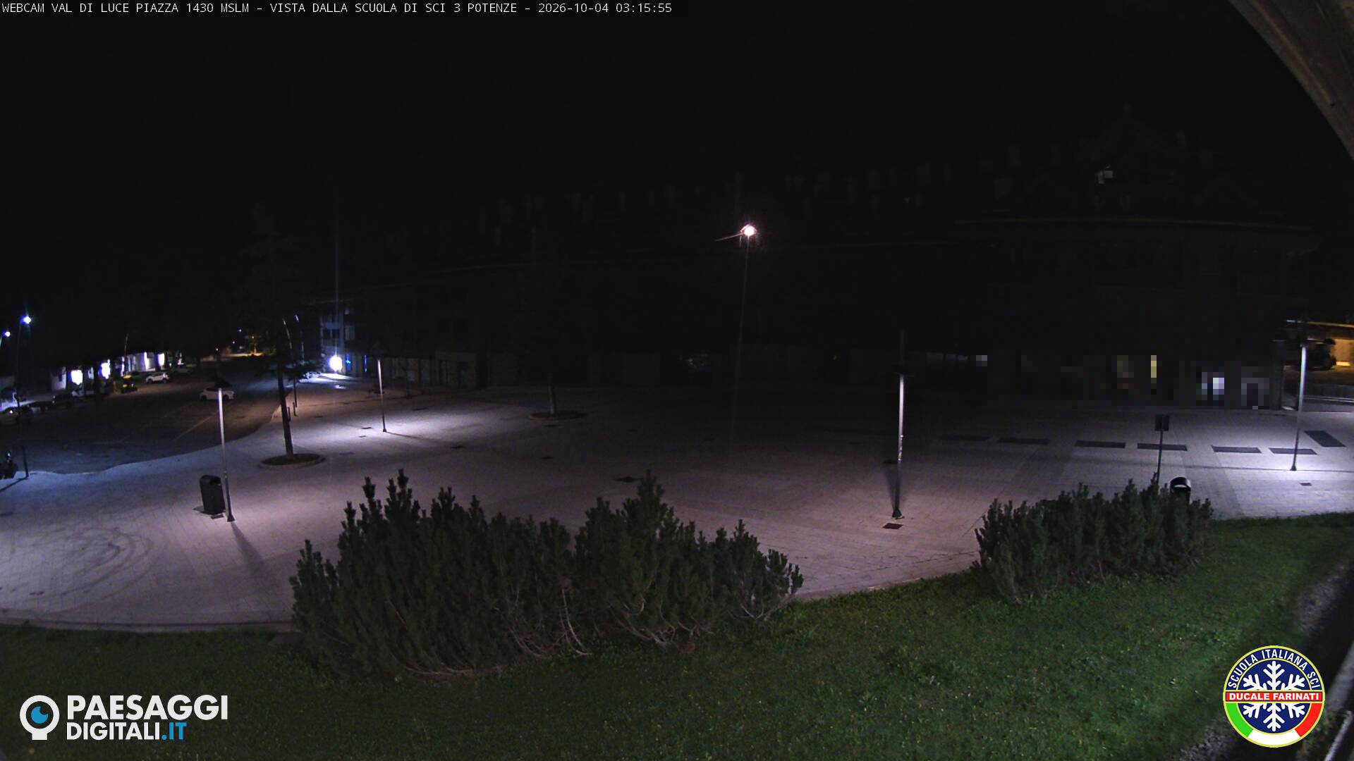 Val di Luce Base webcam at Abetone