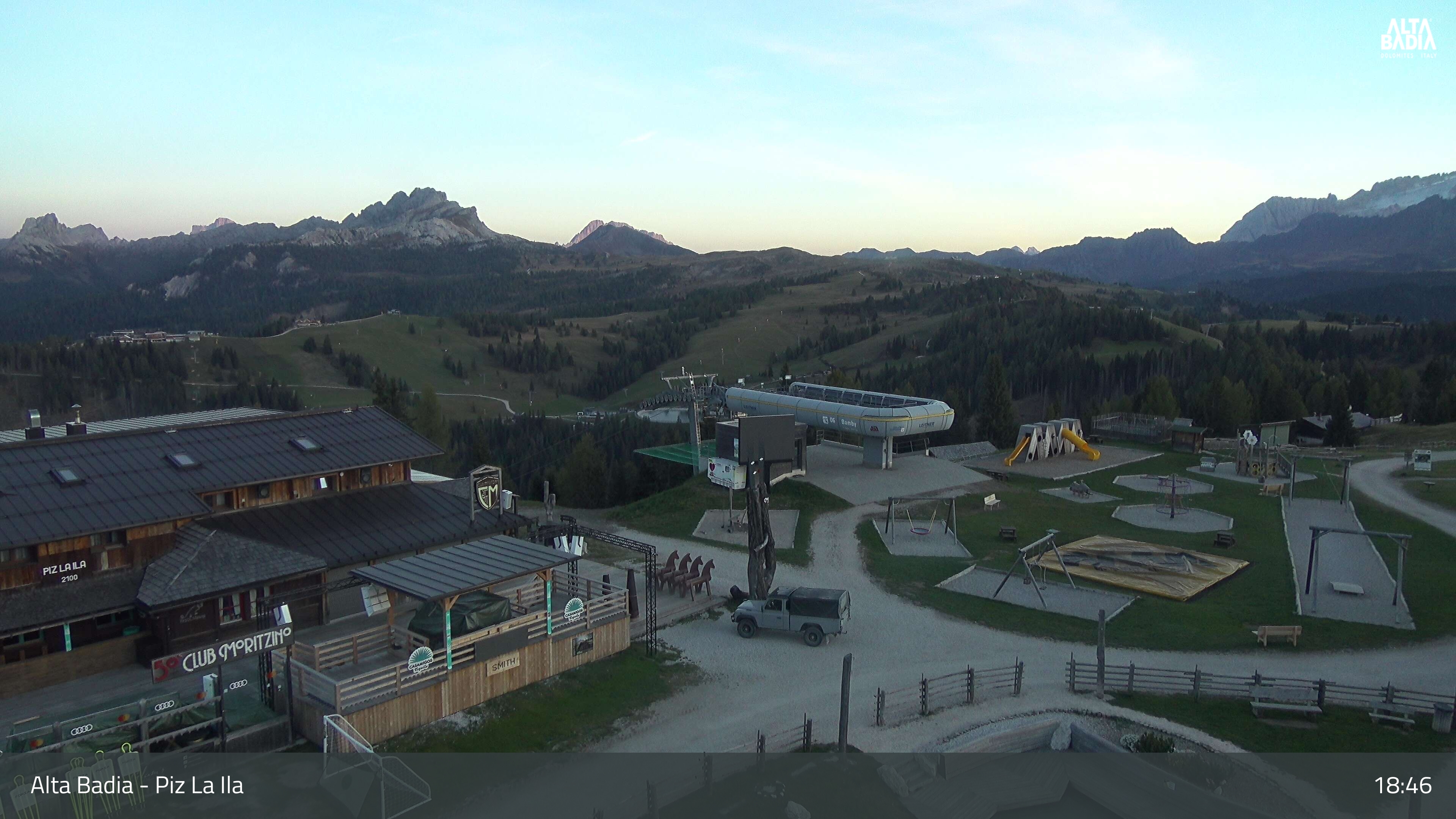 Piz La Ila webcam at Alta Badia
