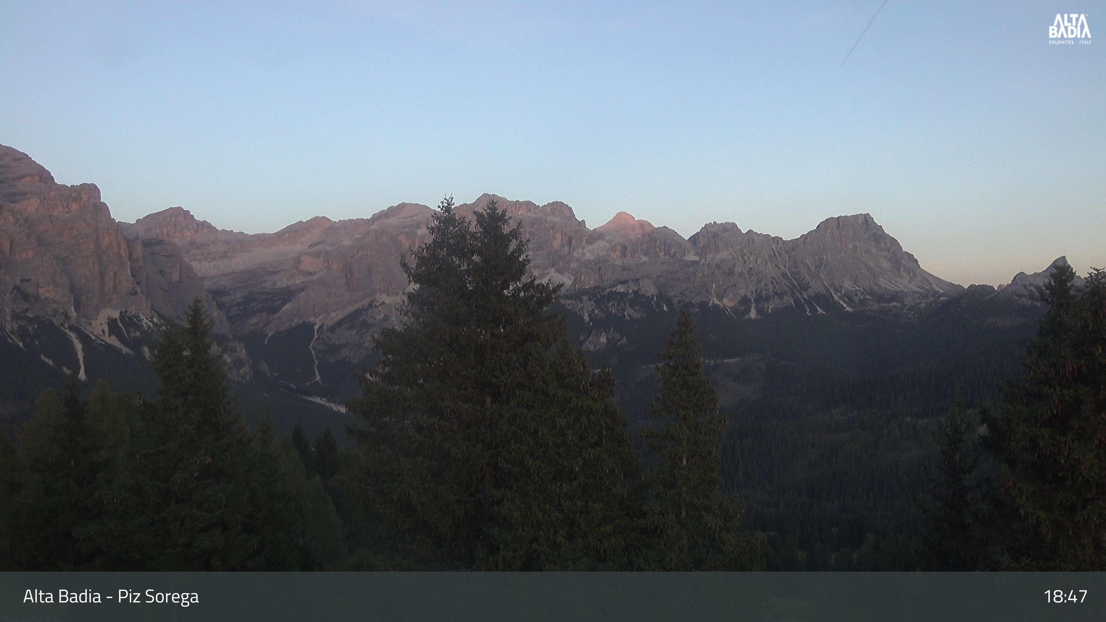 Piz Sorega webcam at Alta Badia