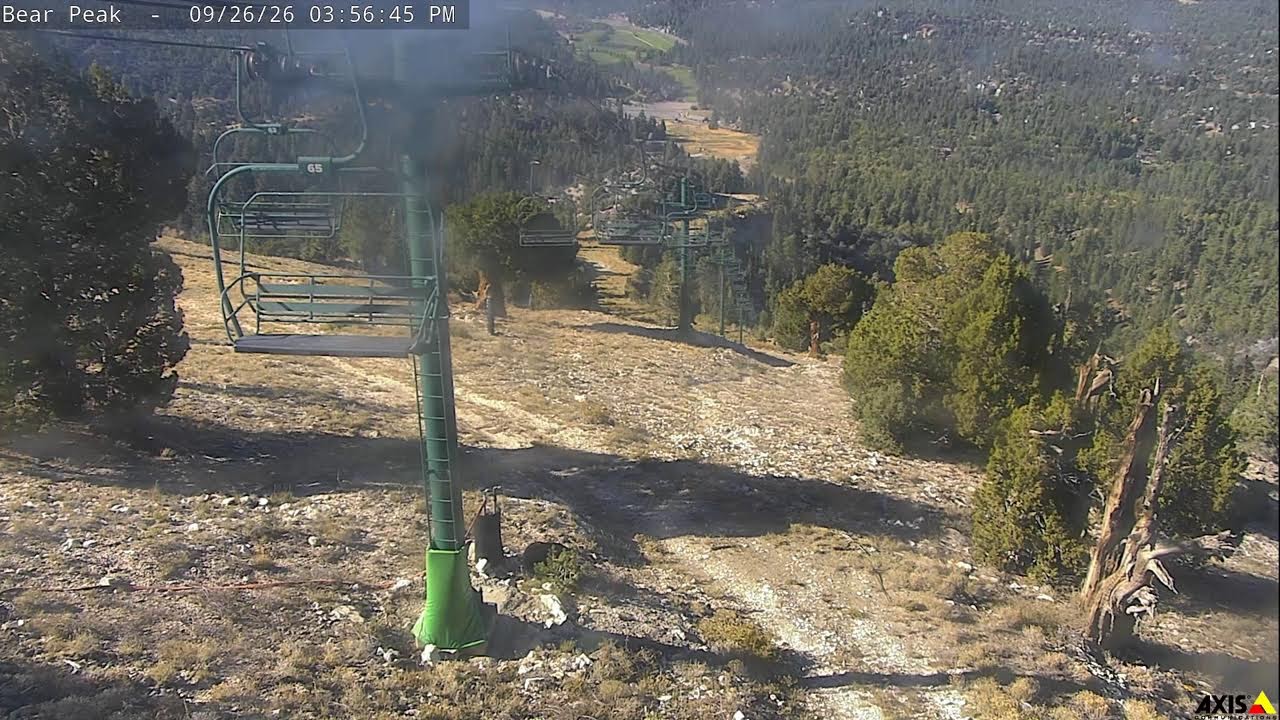 Bear Peak webcam at Bear Mountain
