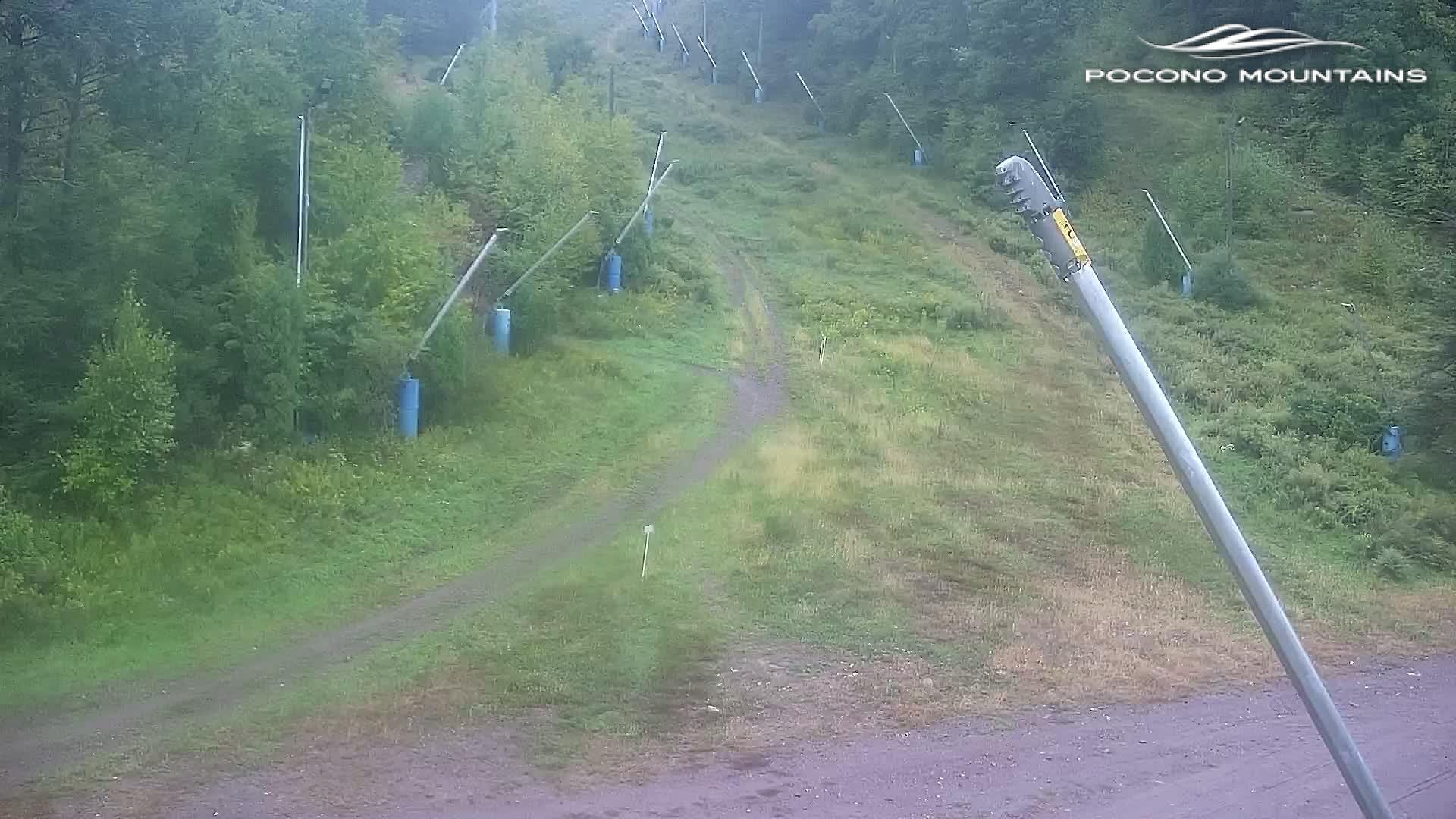 Slopeside webcam at Blue Mountain