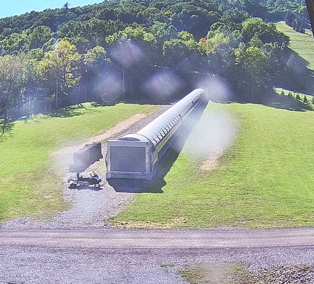 Roseland webcam at Bristol Mountain