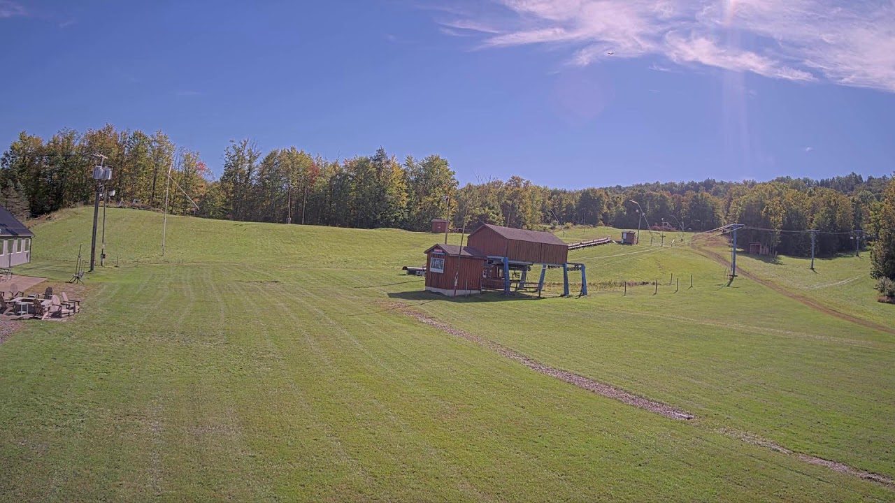 Tamarack Lift webcam at Buffalo Ski Center