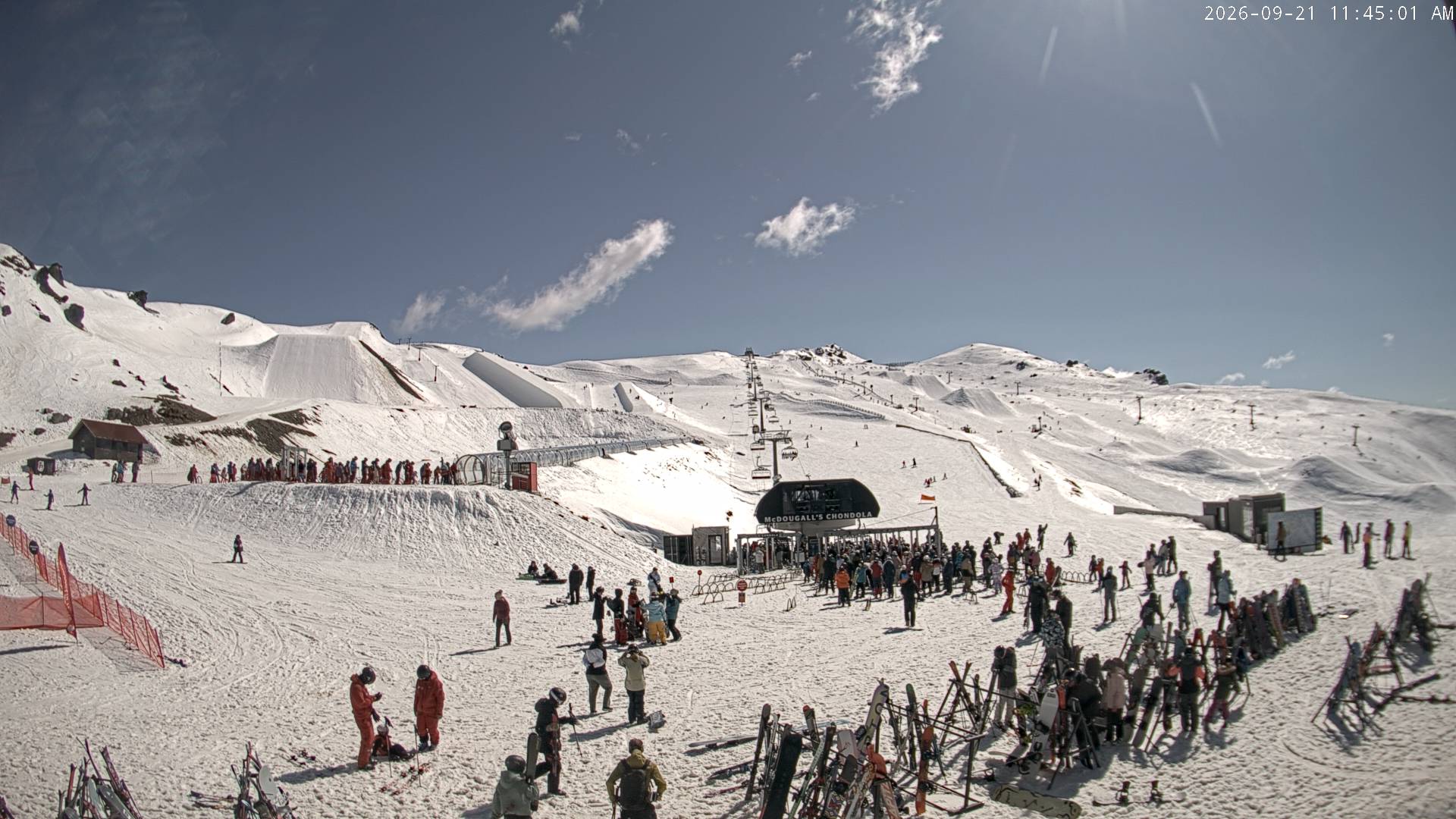 Main Basin webcam at Cardrona