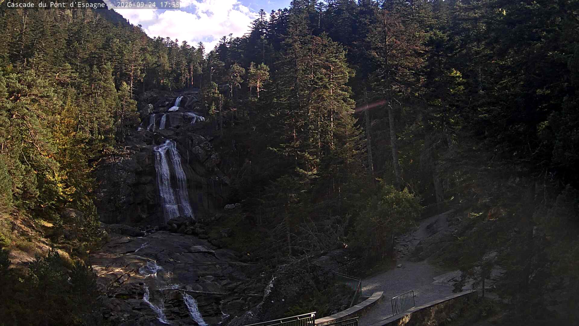 Pont d'espagne webcam at Cauterets
