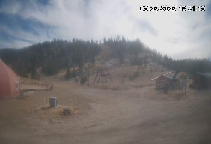 China Peak Base webcam