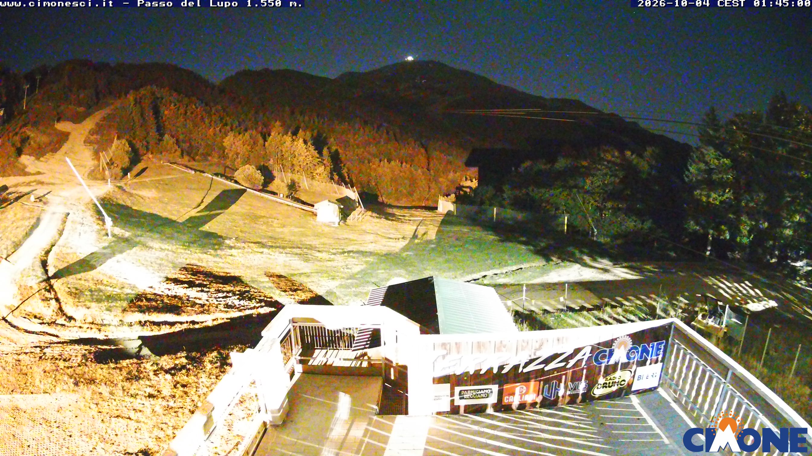 Passo del Lupo webcam at Cimone