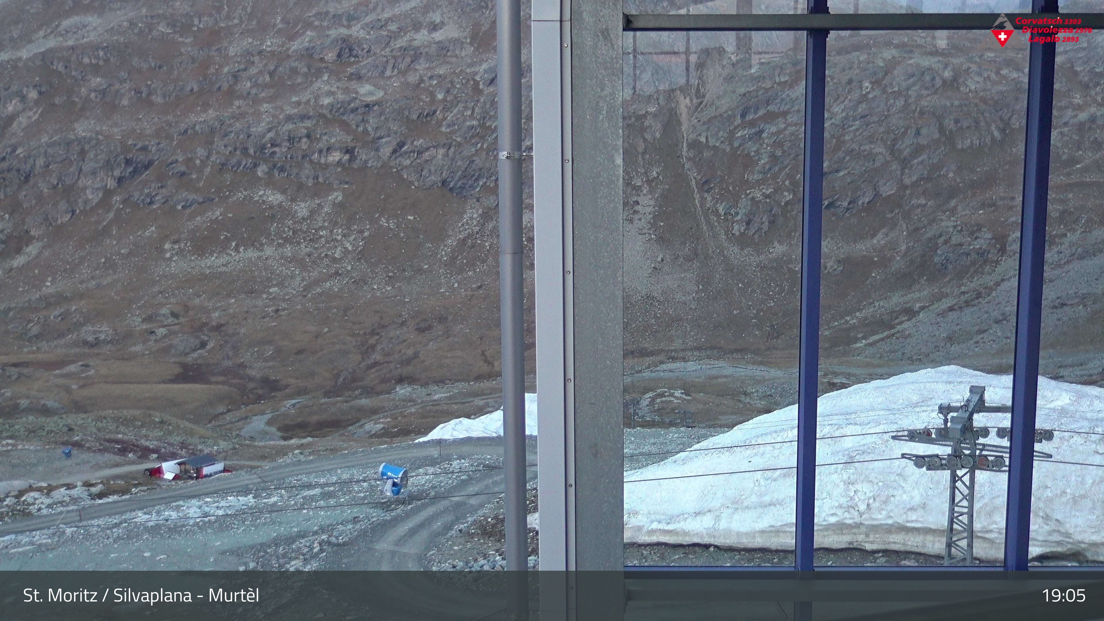 Murtel Mid Station webcam at Corvatsch