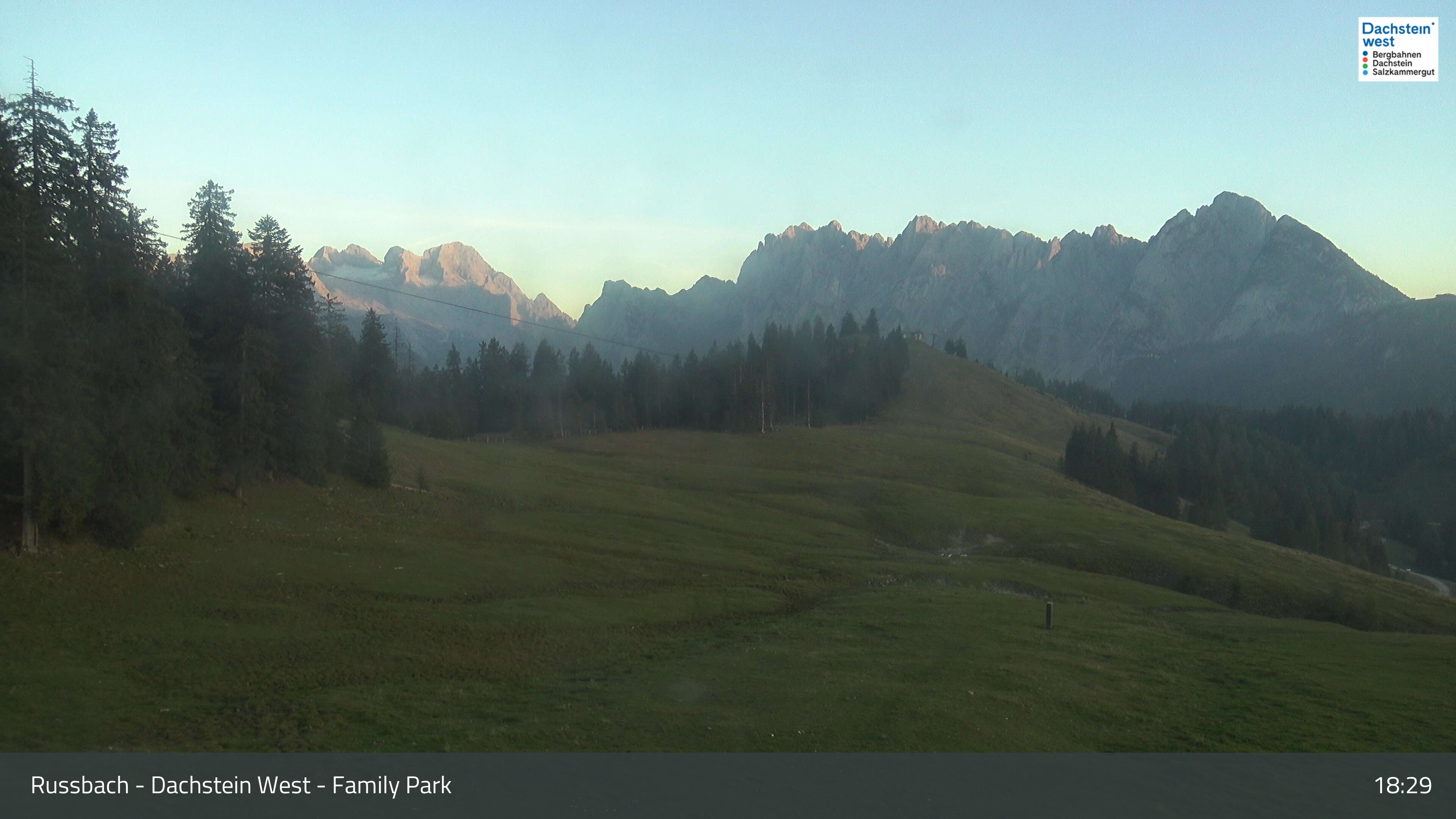 Family Park - Top of Ochsenkoplift webcam at Dachstein West