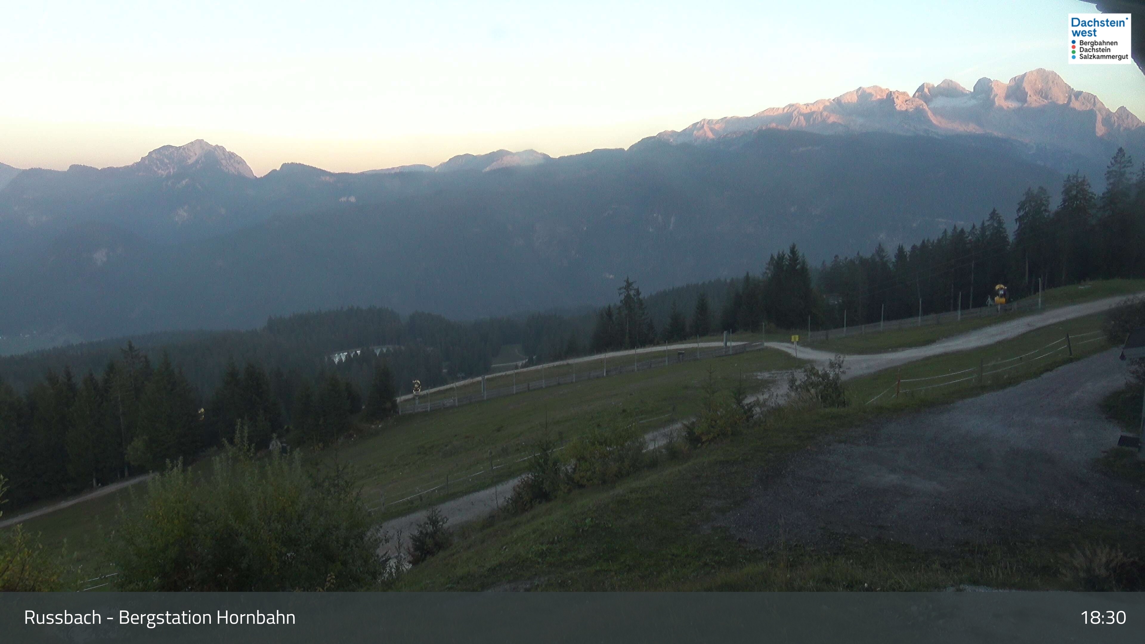 Top of Hornbahn webcam at Dachstein West