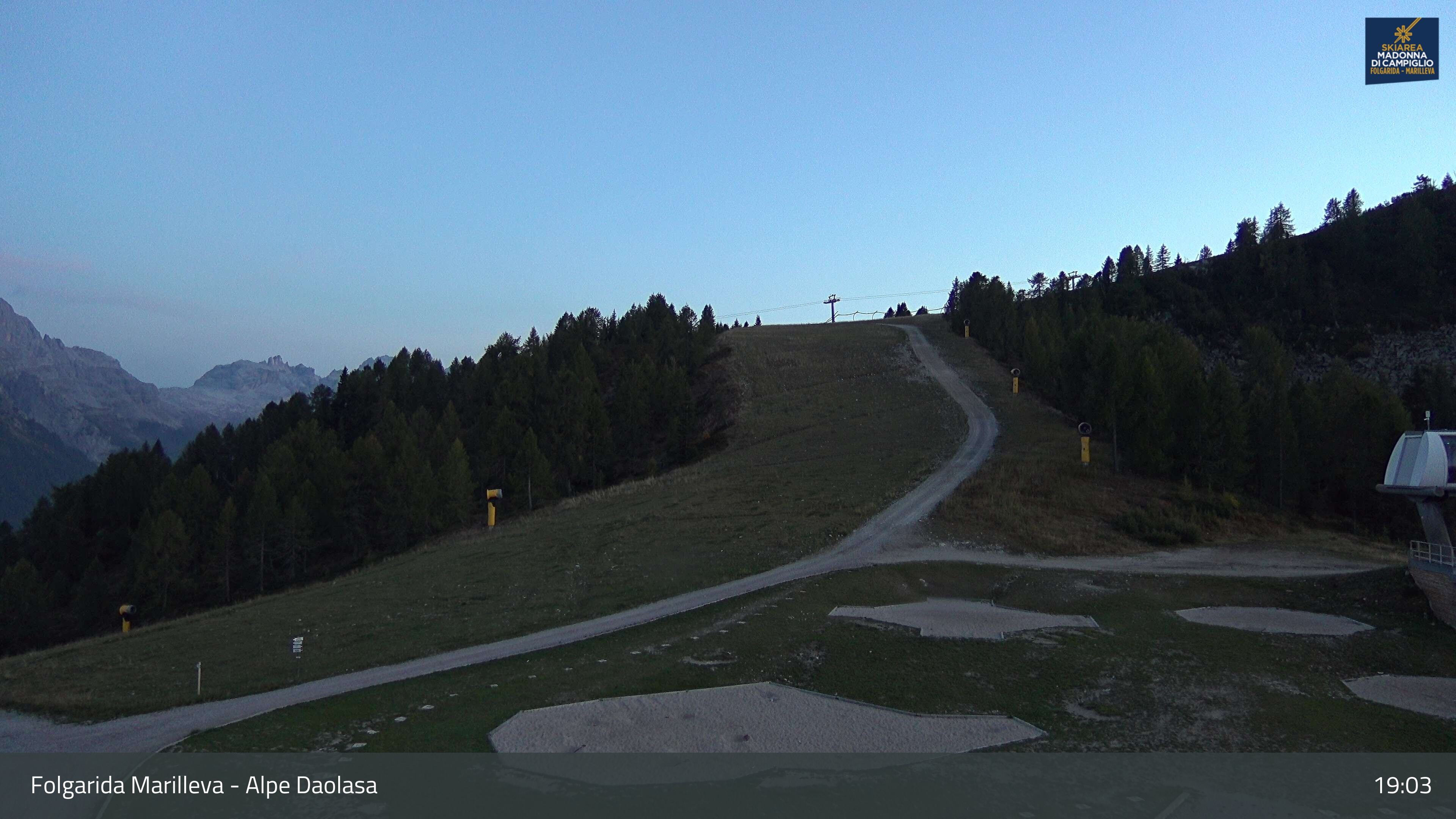 Alpe Daolasa webcam at Folgarida Marilleva