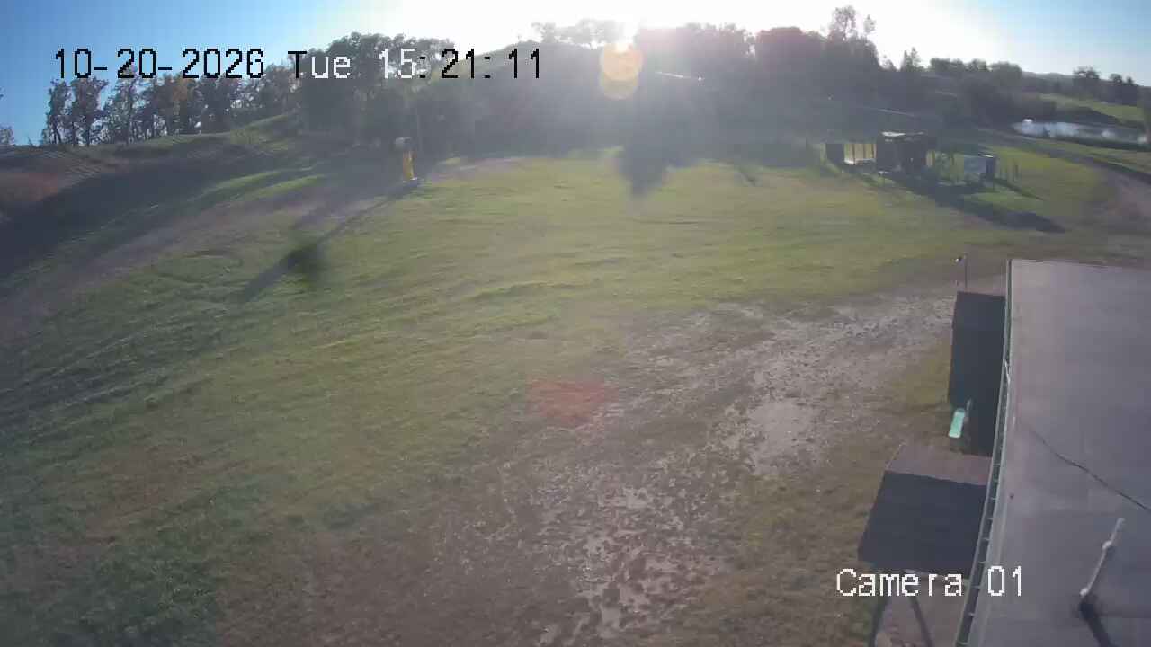 Ski Cam 1 webcam at Grand Geneva