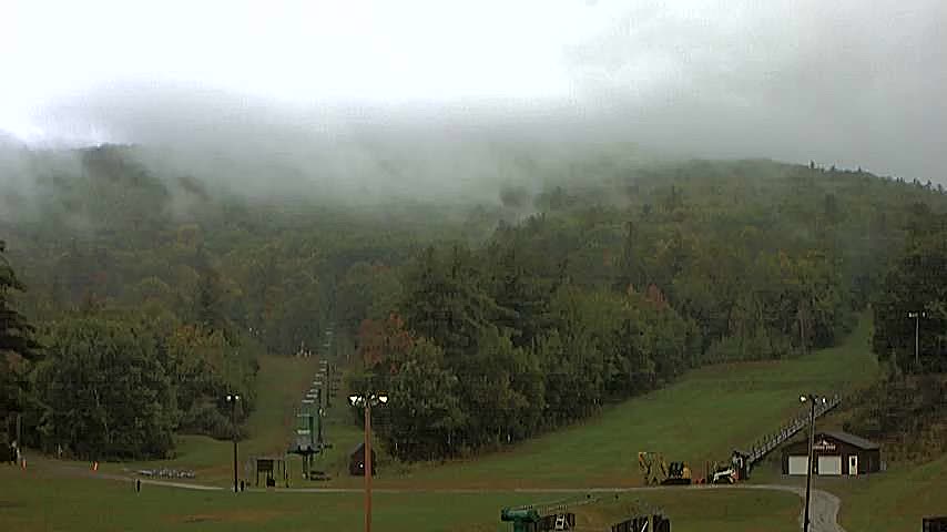 Base Area and Penny Lift webcam at Gunstock
