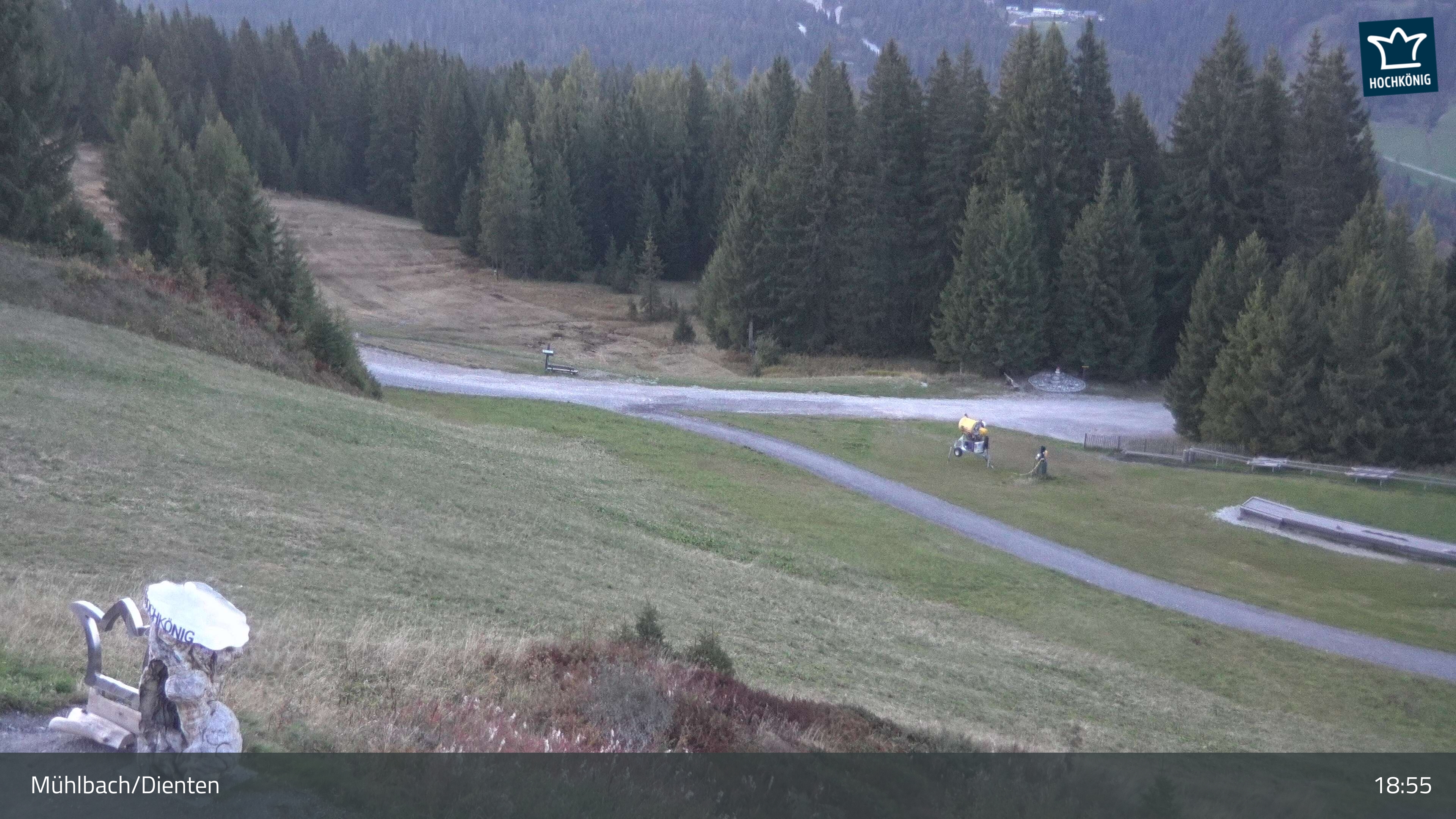 Top of Kabinenbahn Karbachalm webcam at Hochkoenig