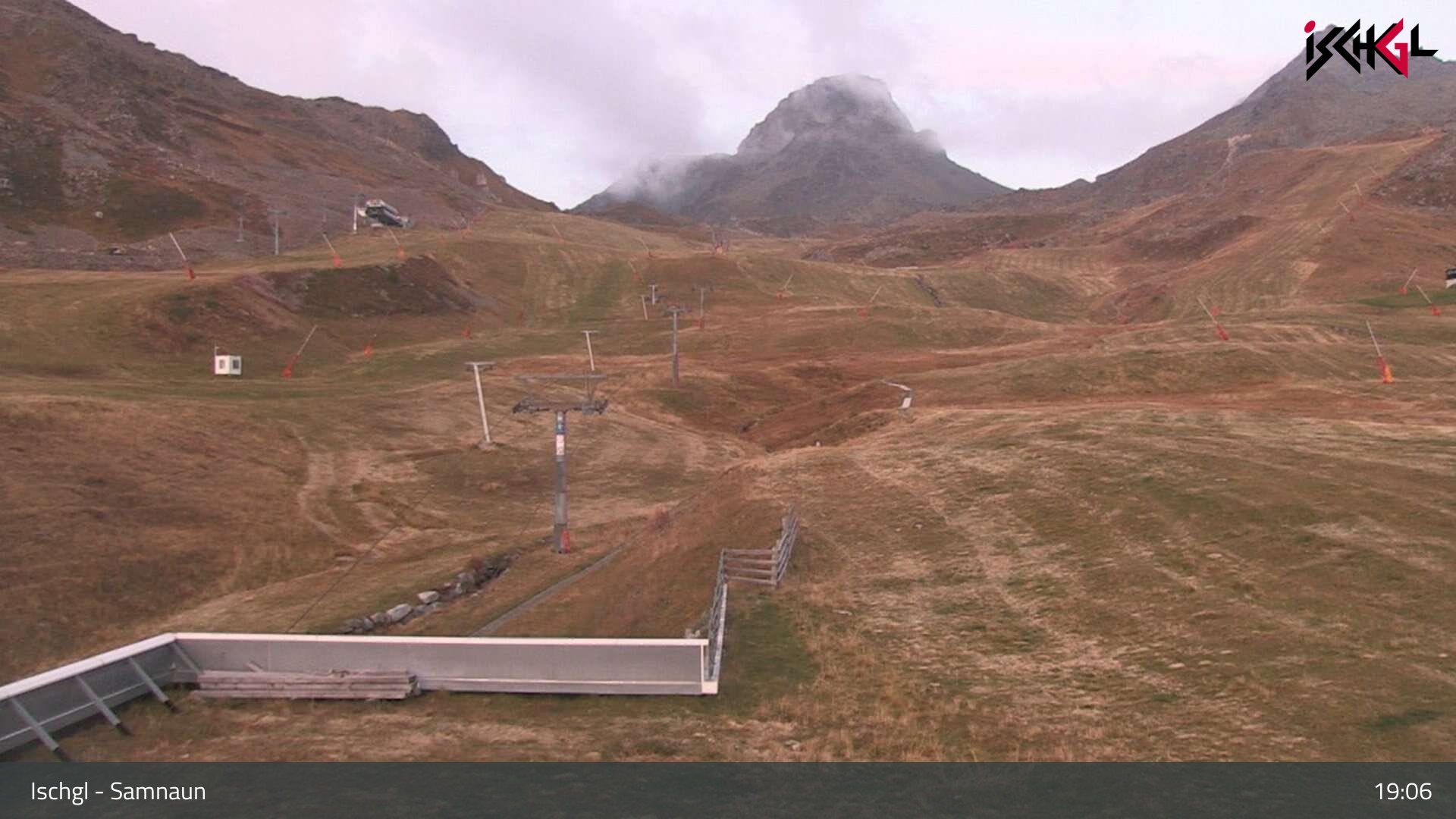 Idalp - Bottom of Idjochbahn webcam at Ischgl