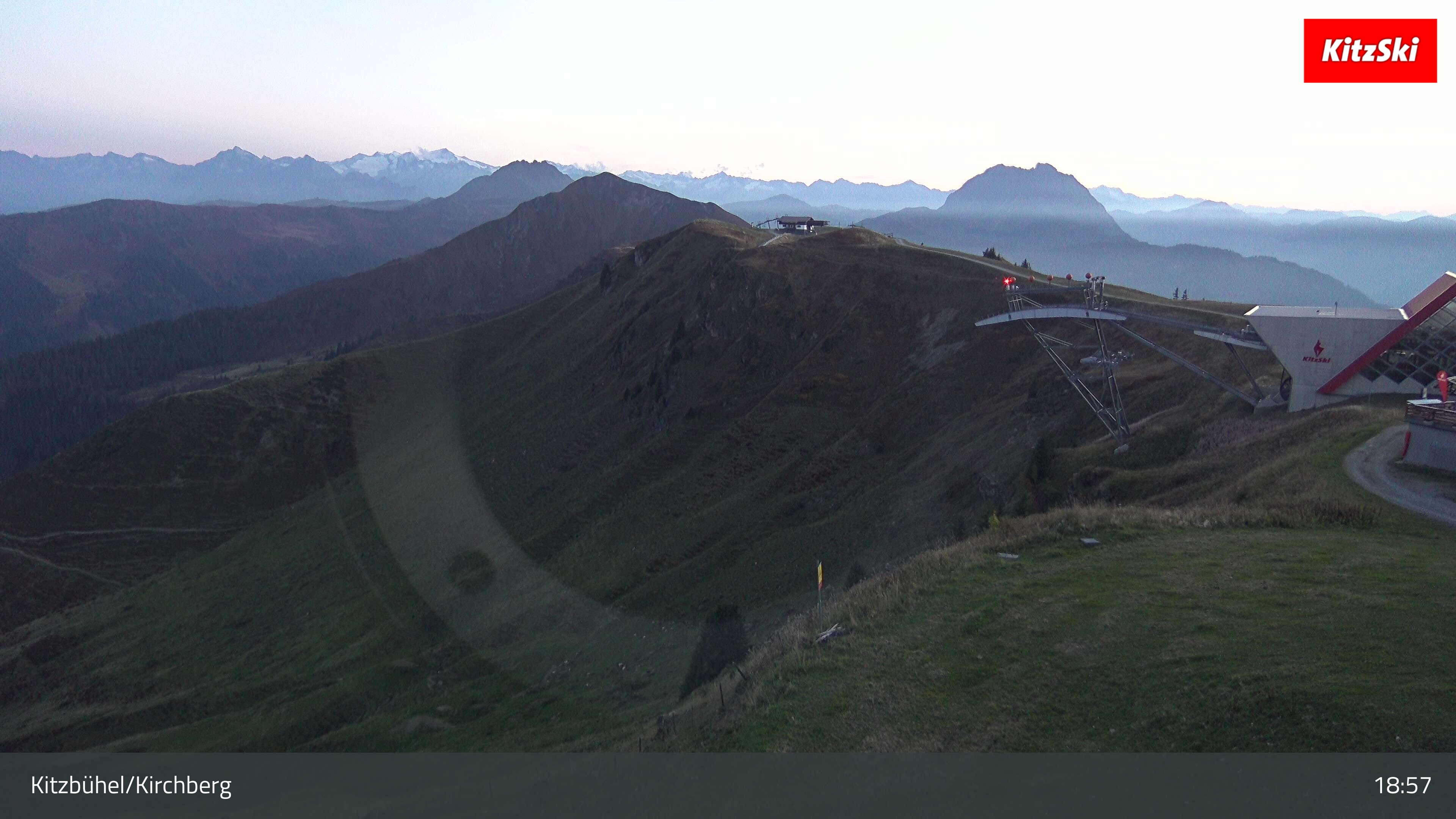 Kirchberg in Tirol - Pengelstein - Top of Kasereck webcam at Kitzbuhel