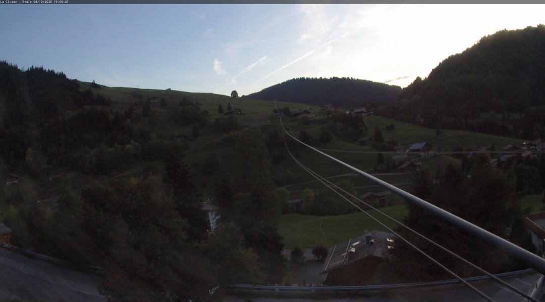 Bottom of Etale webcam at La Clusaz