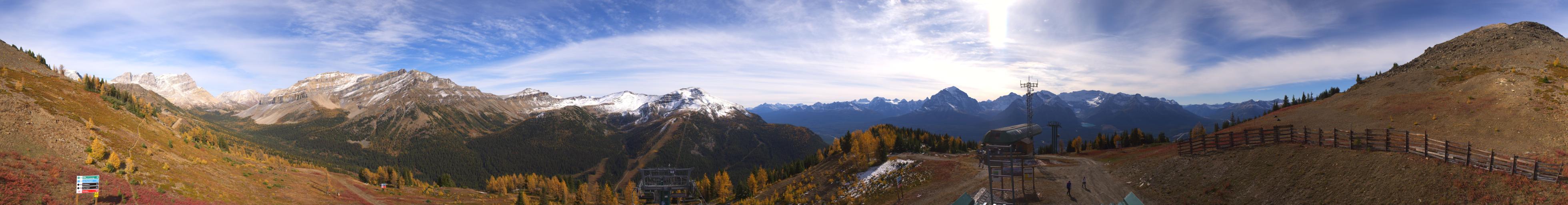 Panorama webcam at Lake Louise