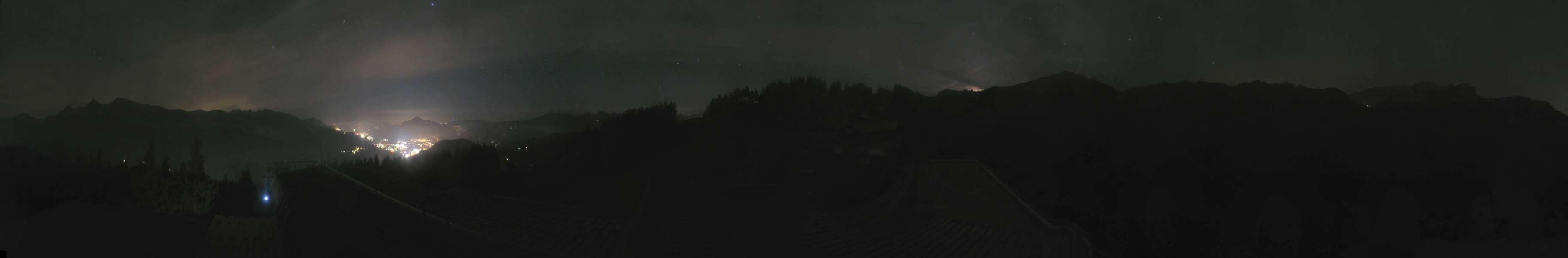 Top of Kedeuze gondola webcam at le Grand Massif