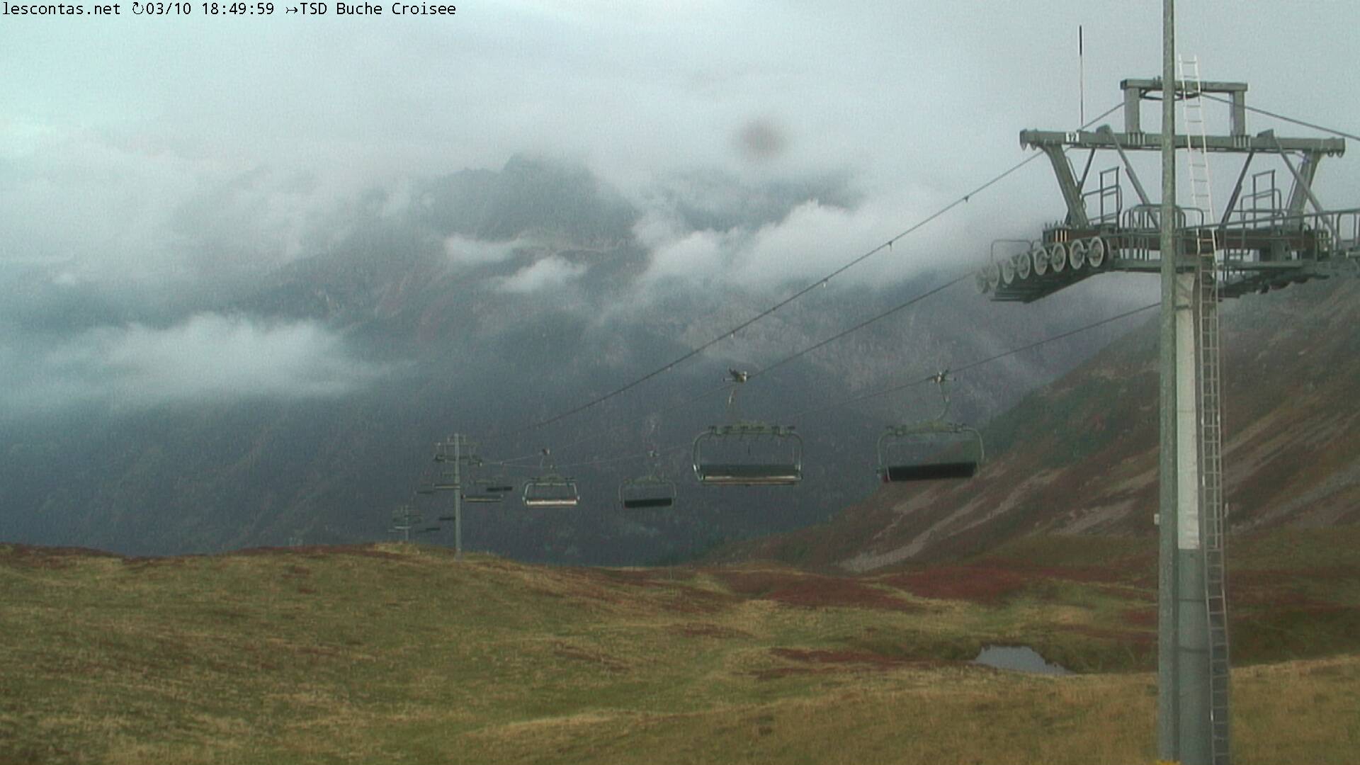 Combe - Top of Buche Croisee webcam at Les Contamines