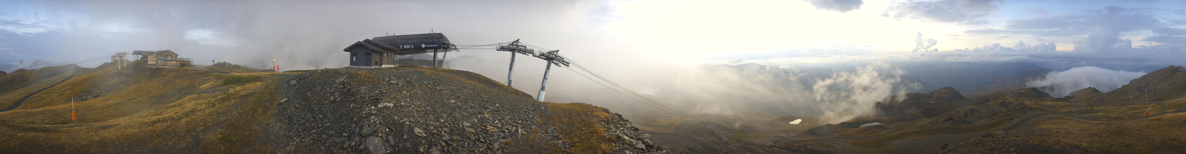 Roc des 3 Marches - near Top of Roc 2 webcam at Les Menuires