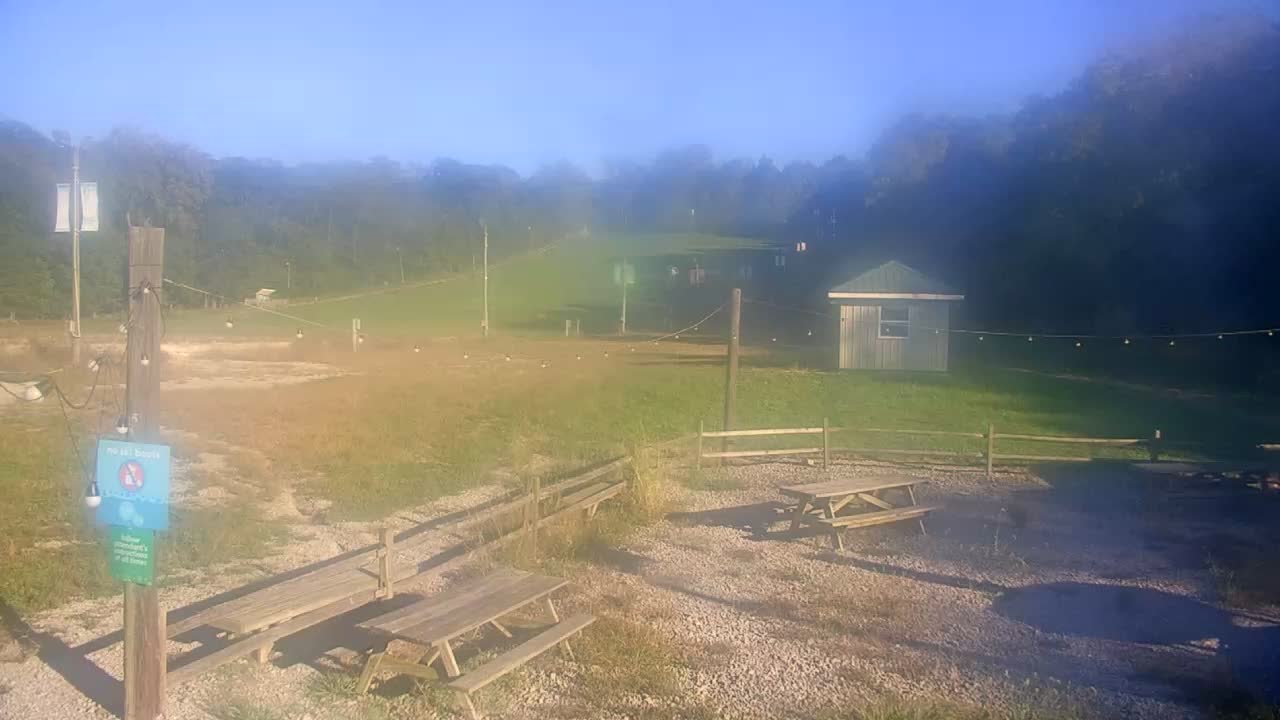 Base Deck webcam at Mad River