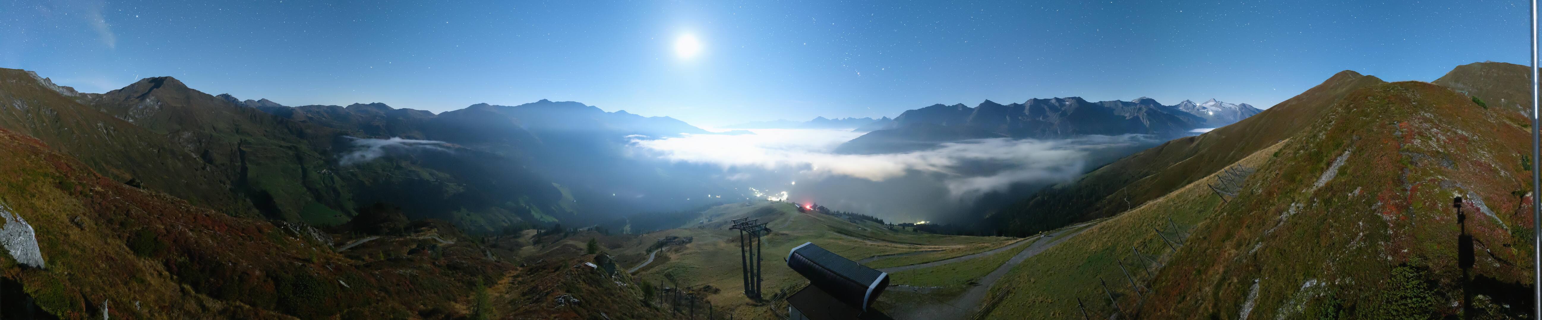 Top of Eggalm Nord webcam at Mayrhofen