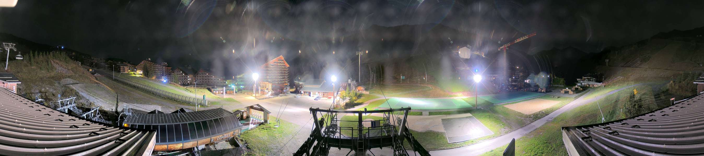 Mottaret Centre - near Bottom of Aigle webcam at Meribel