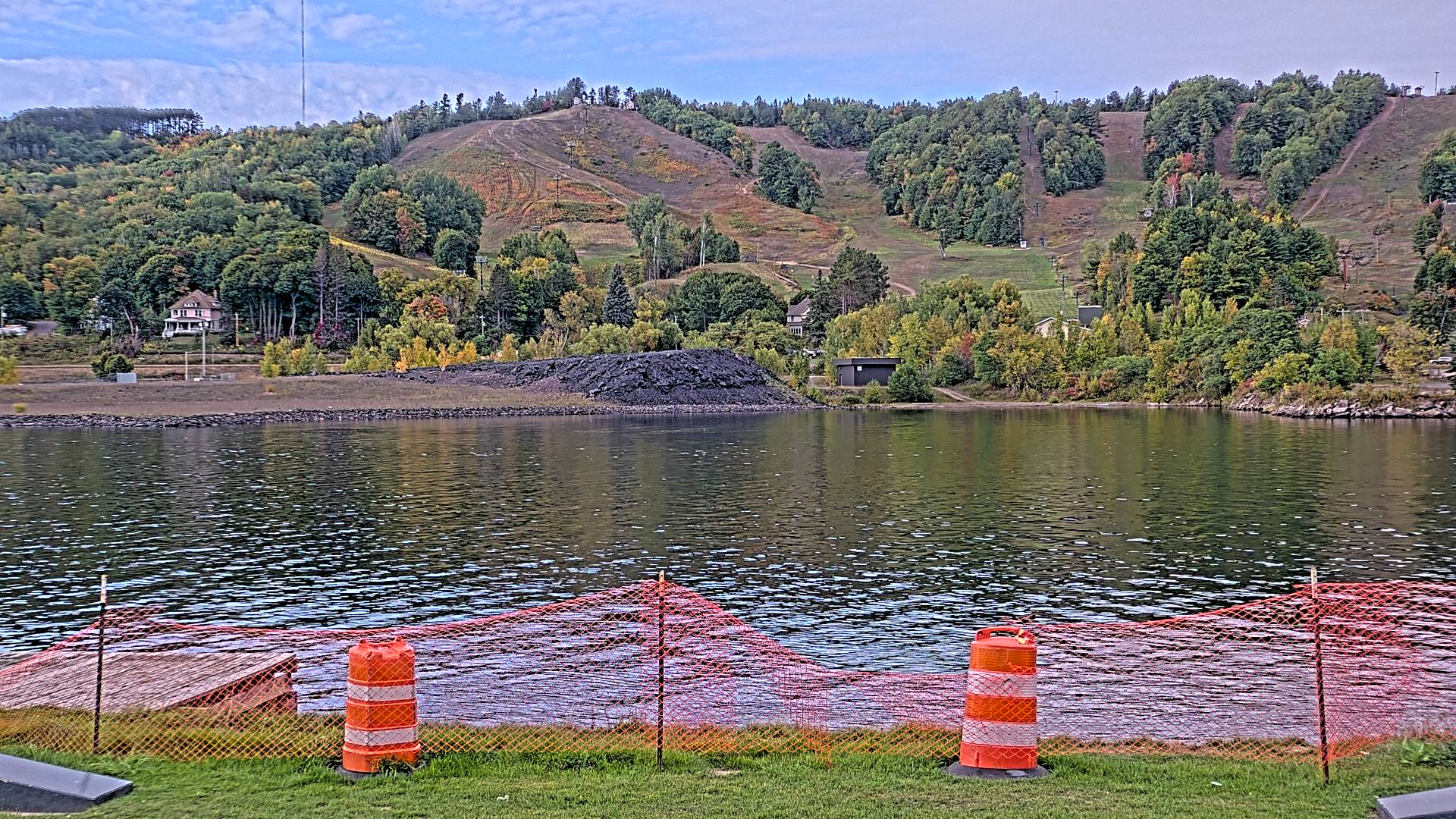 Across Portage Lake webcam at Mont Ripley