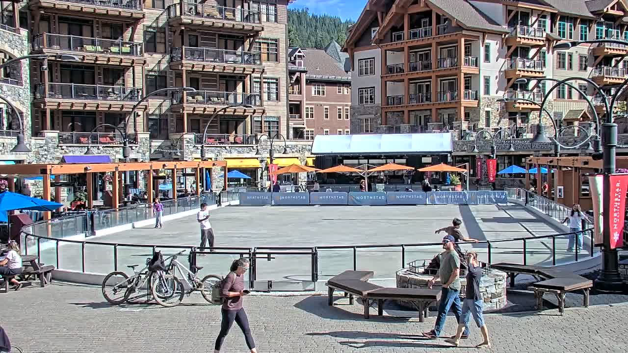 Northstar at Tahoe Village Skating Rink webcam