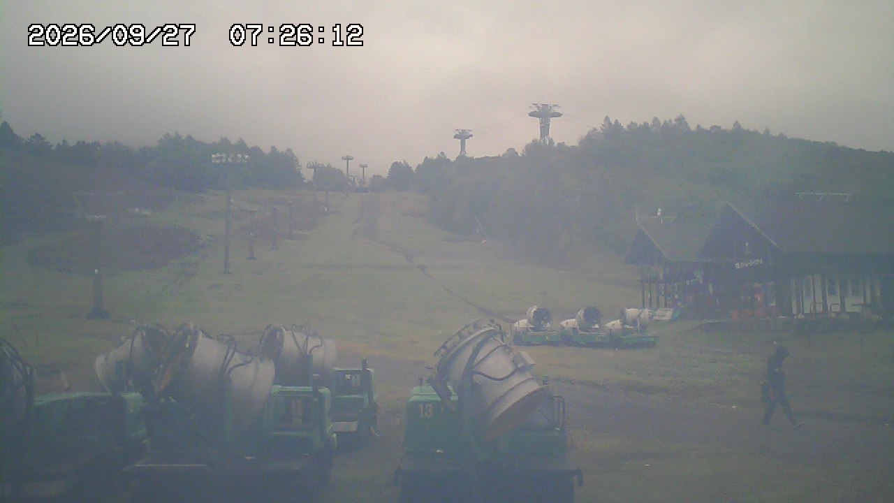 Pilatus Tateshina Snow Resort Cam 2 - Mt. Kitayoko, base station webcam