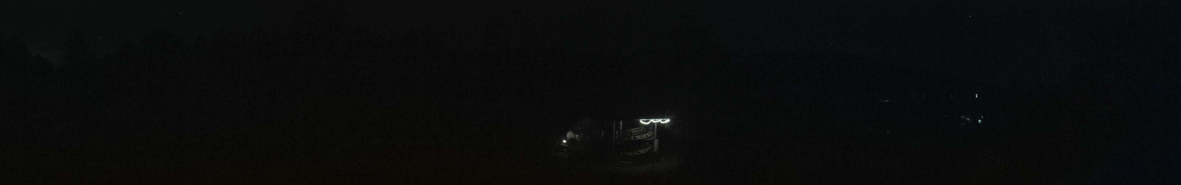 Base area - Bottom of Melezet 1 R12 webcam at Risoul