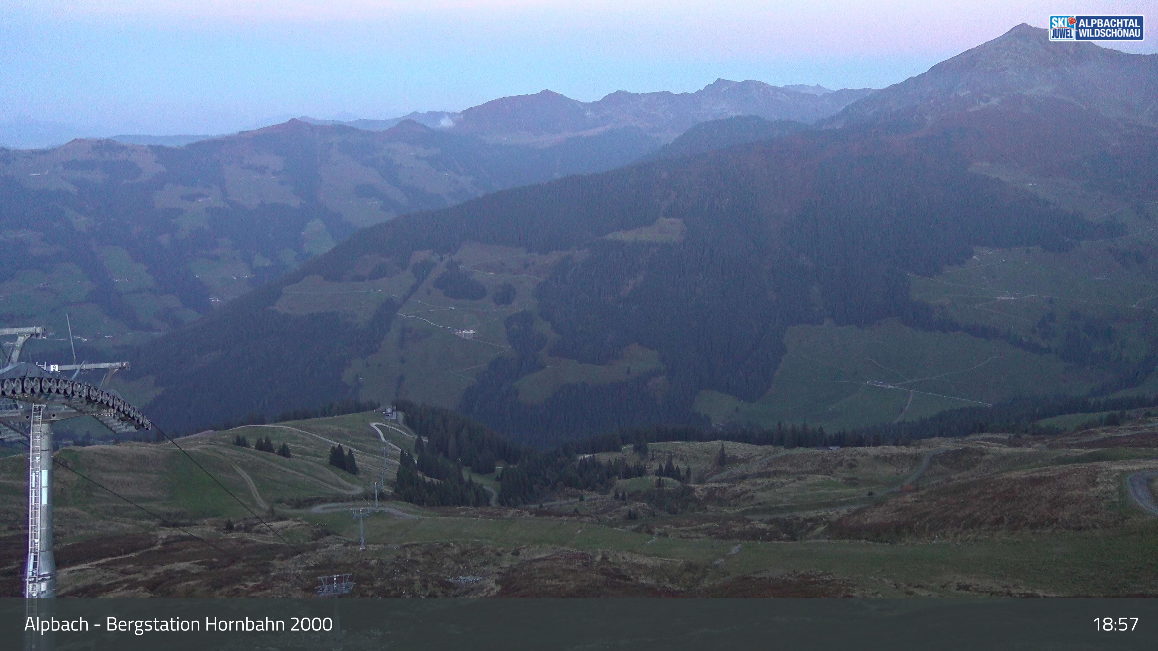 Top of Hornlift 2000 webcam at Ski Juwel Alpbachtal Wildschonau