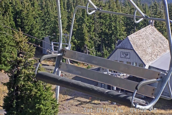 Magic Mile webcam at Timberline