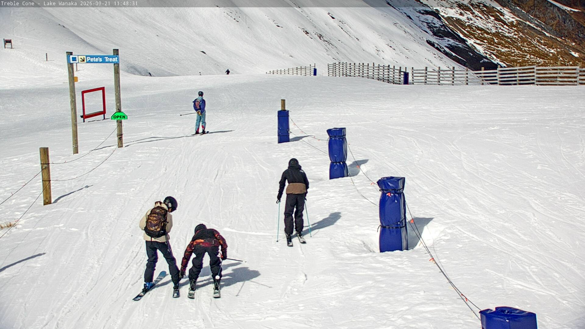 Saddle Gate webcam at Treble Cone