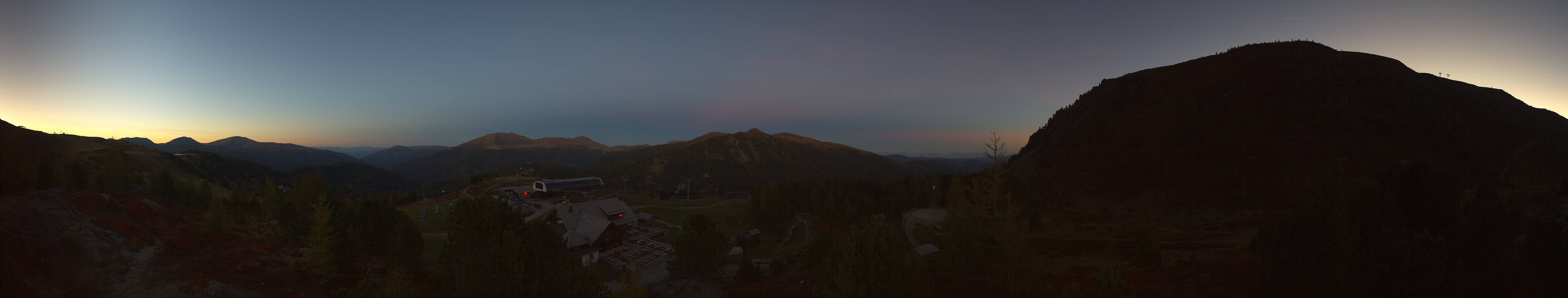 near Top of Panoramabahn webcam at Turracher Hohe