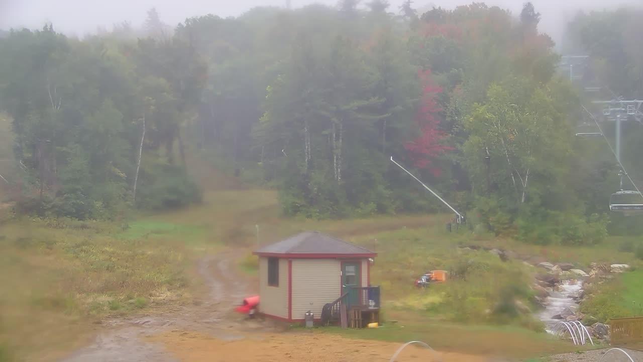 Summit webcam at Wachusett Mountain