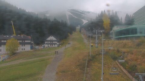 Snowing now at Jasna