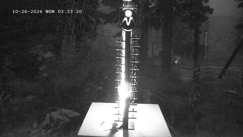 Mt. Hood Meadows Snow Stake webcam