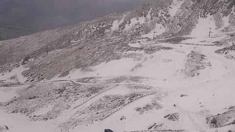 Remarkables Curvey Top 2 webcam