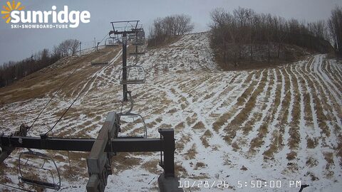 Sunridge Ski Area Parkview webcam