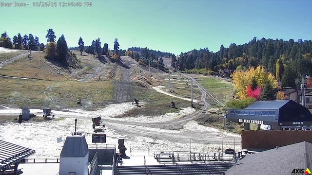 Bear Mountain Bear Base webcam