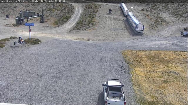 June Mountain June Chalet webcam