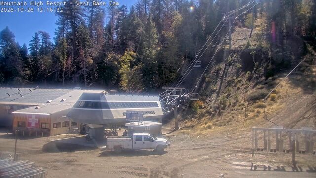 Mountain High West Base webcam