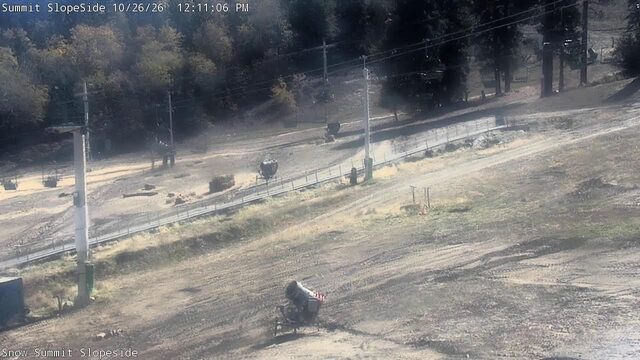 Snow Summit Slopeside webcam
