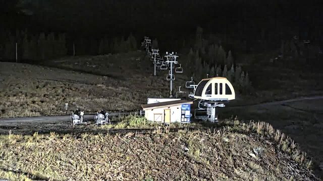 Stevens Pass Ski and Snowboard School webcam