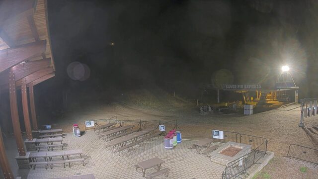Summit at Snoqualmie Silver Fir Base webcam