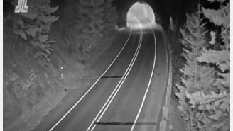 Willamette Pass HWY 58 Salt Creek Tunnel East webcam