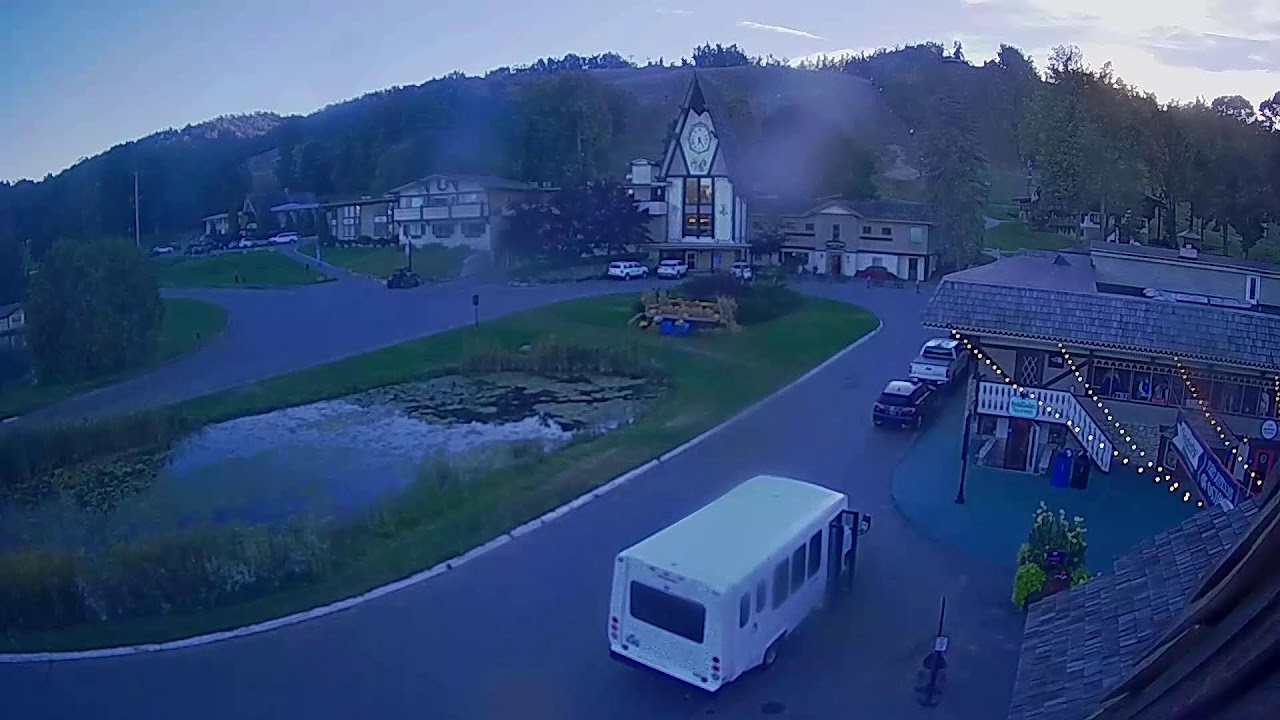 Boyne Mountain Clock Tower webcam