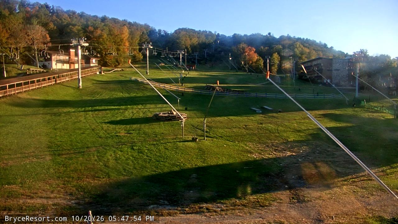 Bryce Resort Base Area webcam